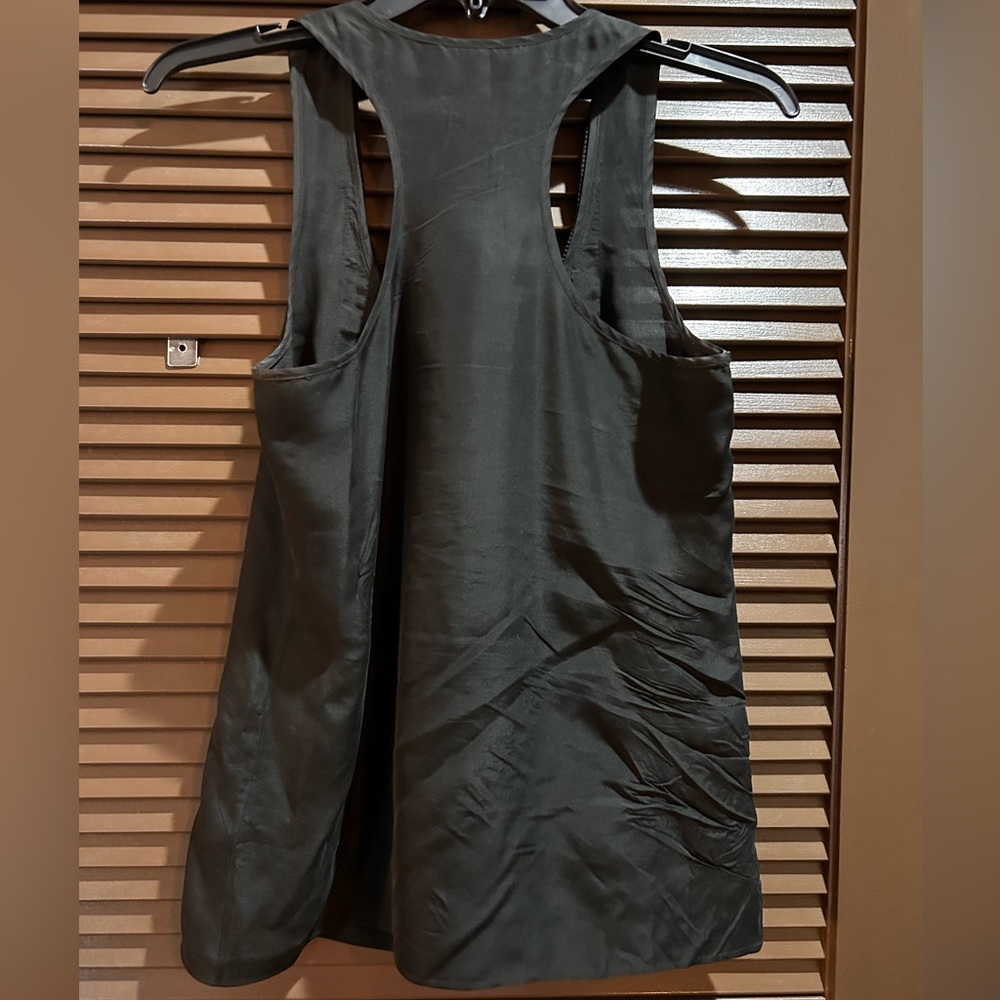 100% Silk - Picture 3 of 4